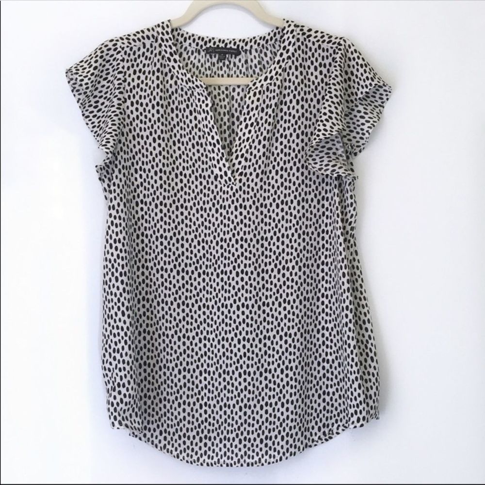 Adrianna Papell Women’s Flutter Sleeve Blouse